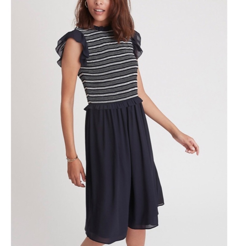 Ann Taylor Blue and White Flutter Sleeve Dress